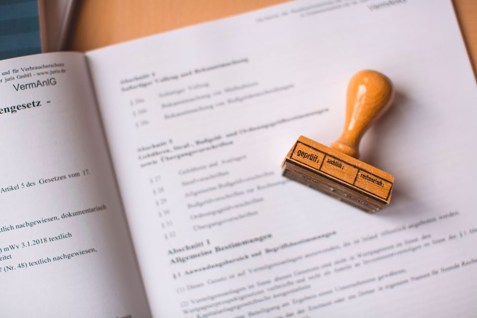 Официальный документ с печатью